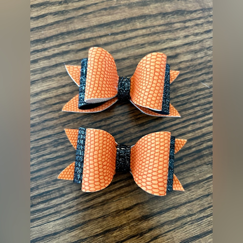 SOLD•Shoe Clips